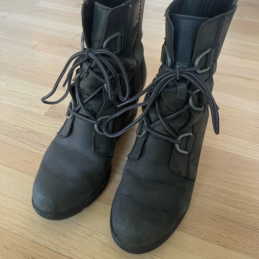 SOREL Wedge - Women’s size 8
